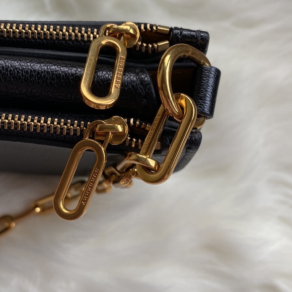 Burberry half moon shoulder bag - Picture 5 of 10